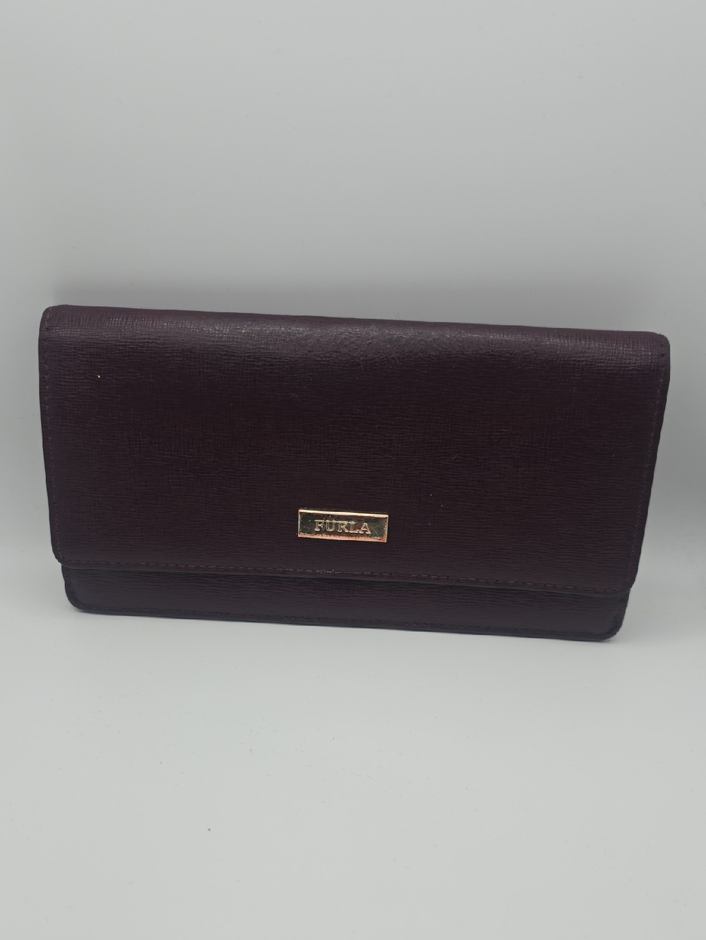 Furla Deep Plum Leather Continental Long Wallet W/ Gold Hardware (GOOD)✨️💜✨️